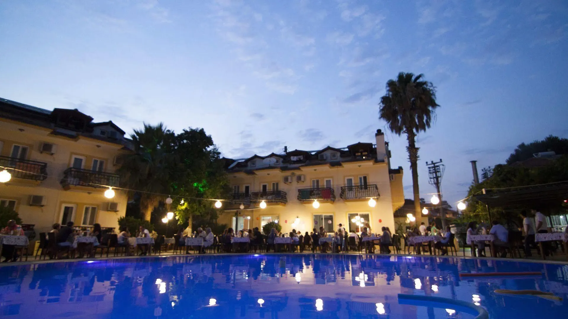 Metin Hotel Дальян